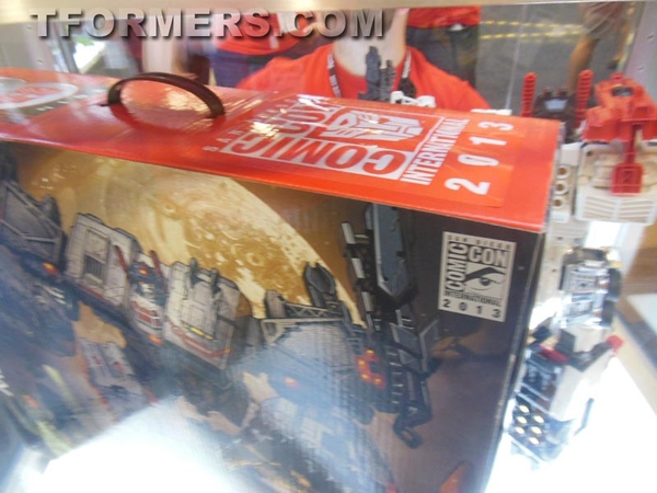 BotCon 2013   Transformers SDCC Images Gallery Metroplex, G1 5 Pack, Shockwaves' Lab  (8 of 101)